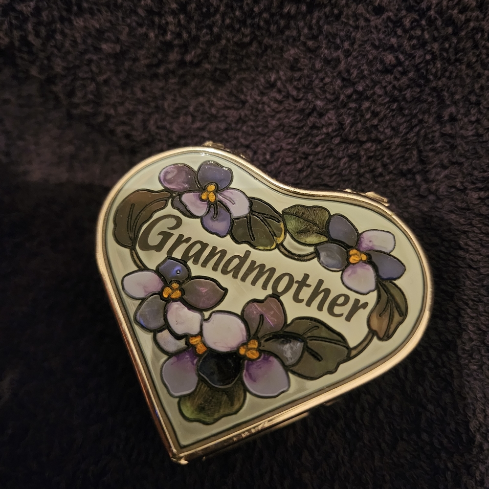 Heart-Shaped Grandmother Trinket Box